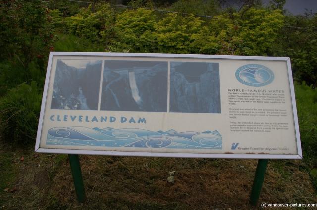 Cleveland Dam World Famous water sign.jpg