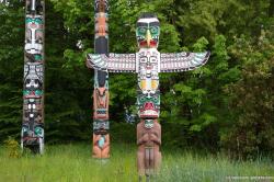 Totem Poles at Stanley Park Vancouver (2).jpg