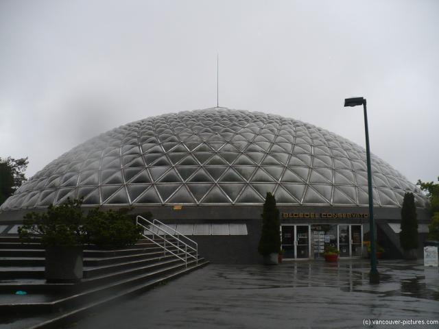 Bloedel Conservatory at Queen Elizabeth Park in Vancouver.jpg