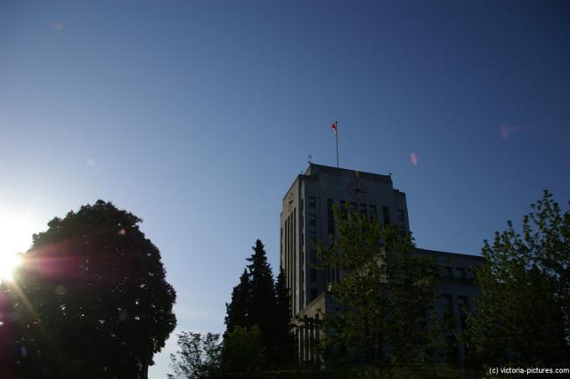 Vancouver City Hall building.jpg